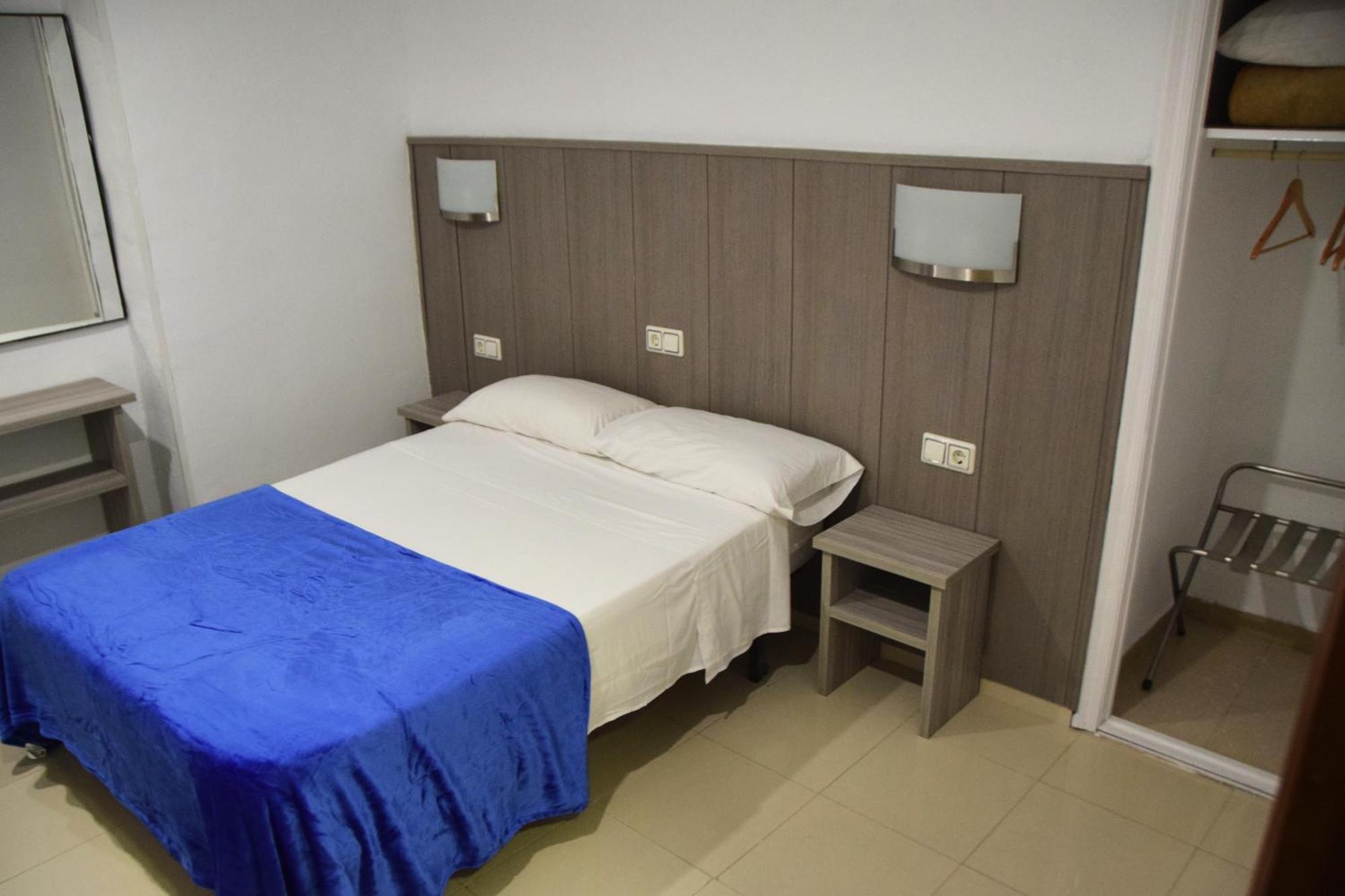 Hotel Niza Salou Kültér fotó